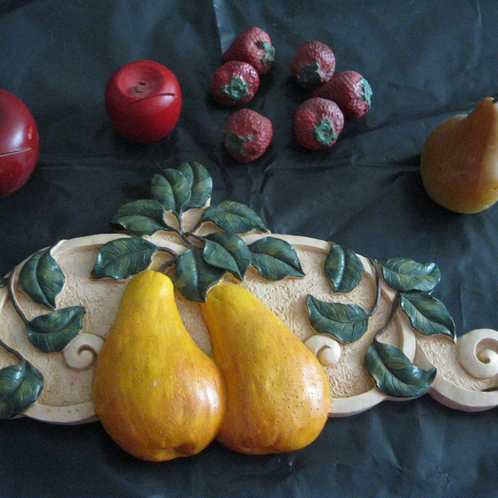 Fruit items -- Pears Apples Strawberries -  Lot